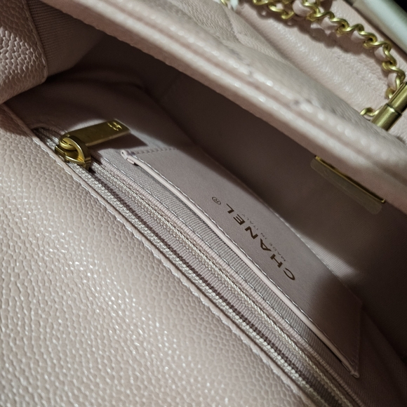 CHANEL Pink Quilted Caviar Crossbody Flap Bag - Picture 2 of 6